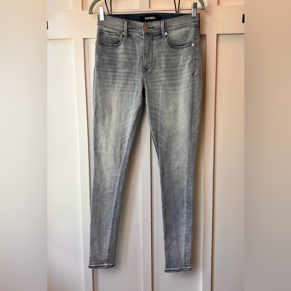 Express Perfect Curves Jeggings Mid Rise Size 4 Stretch Light Wash Casual Indie